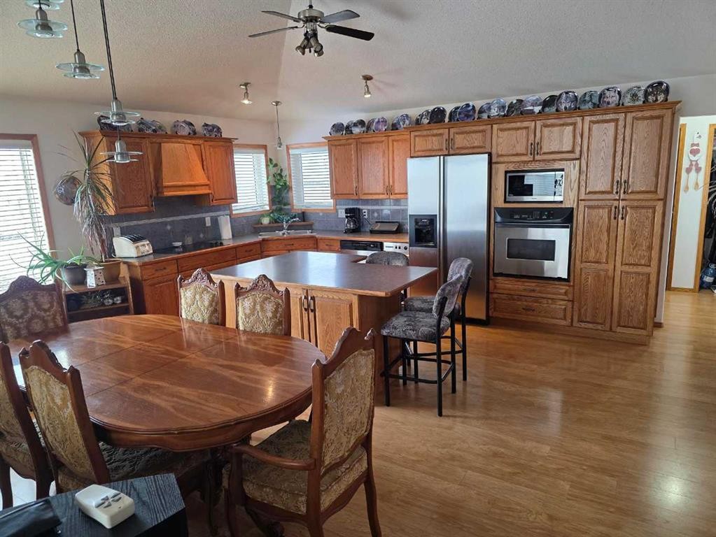 









221044


Twp Rd 50

,
Rural Cardston County,







AB
T0K 1J0

