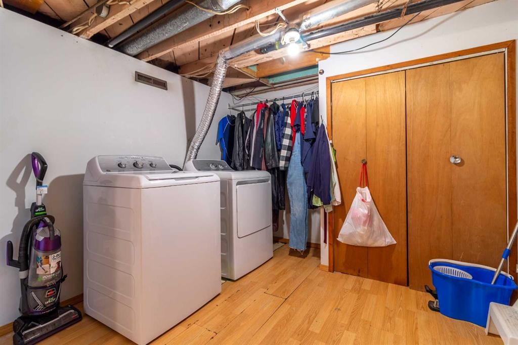 









253


51 Avenue E

,
Claresholm,




AB
T0L 0T0

