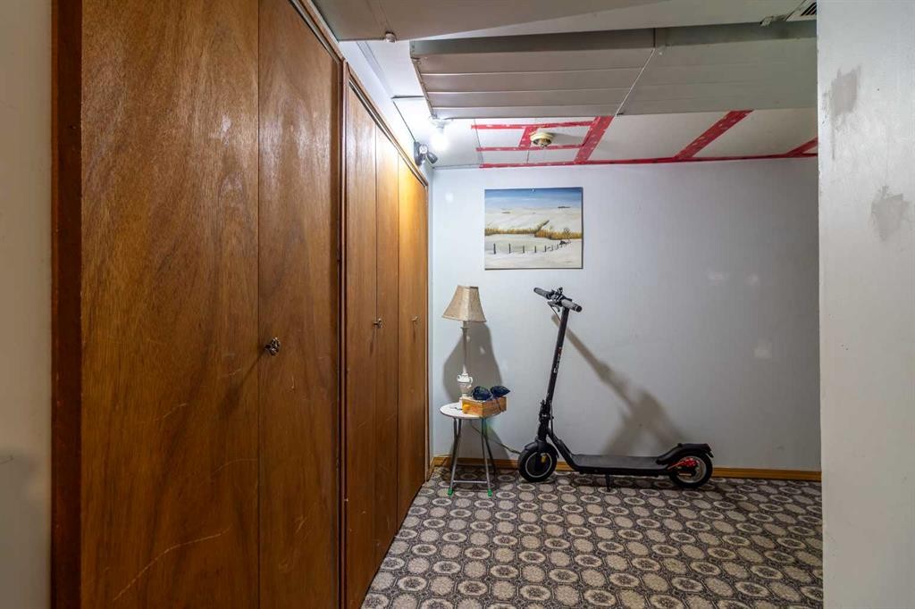 









253


51 Avenue E

,
Claresholm,




AB
T0L 0T0

