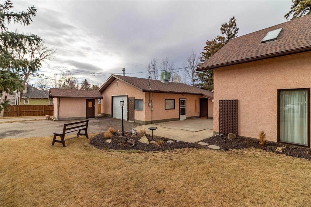 









253


51 Avenue E

,
Claresholm,




AB
T0L 0T0

