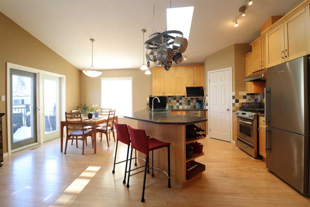 









50


Riverbrook

Close West,
Lethbridge,




AB
T1K 7V8

