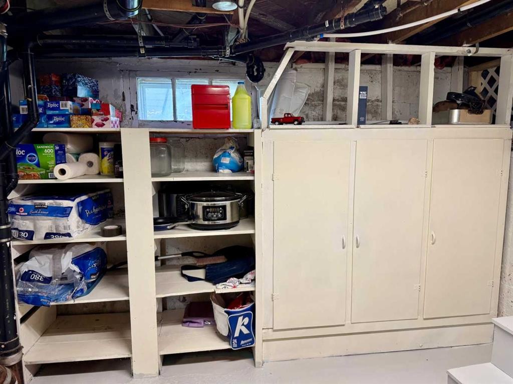 









7918


23

Avenue,
Coleman,




AB
T0K 0M0

