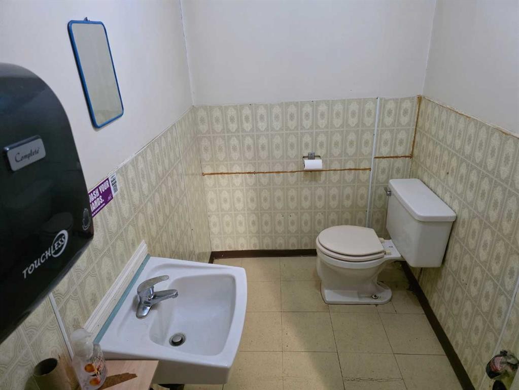 









104


Centre

Street,
Enchant,




AB
T0K 0V0

