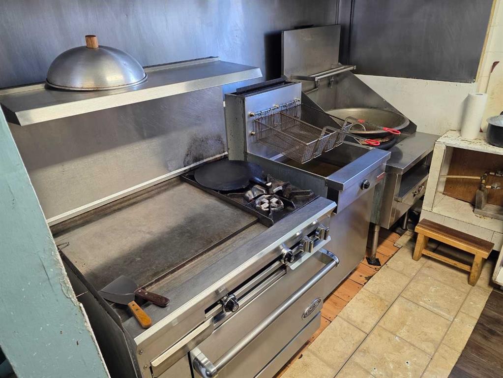 









104


Centre

Street,
Enchant,




AB
T0K 0V0

