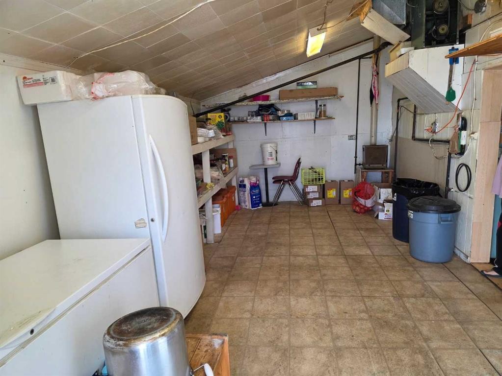 









104


Centre

Street,
Enchant,




AB
T0K 0V0

