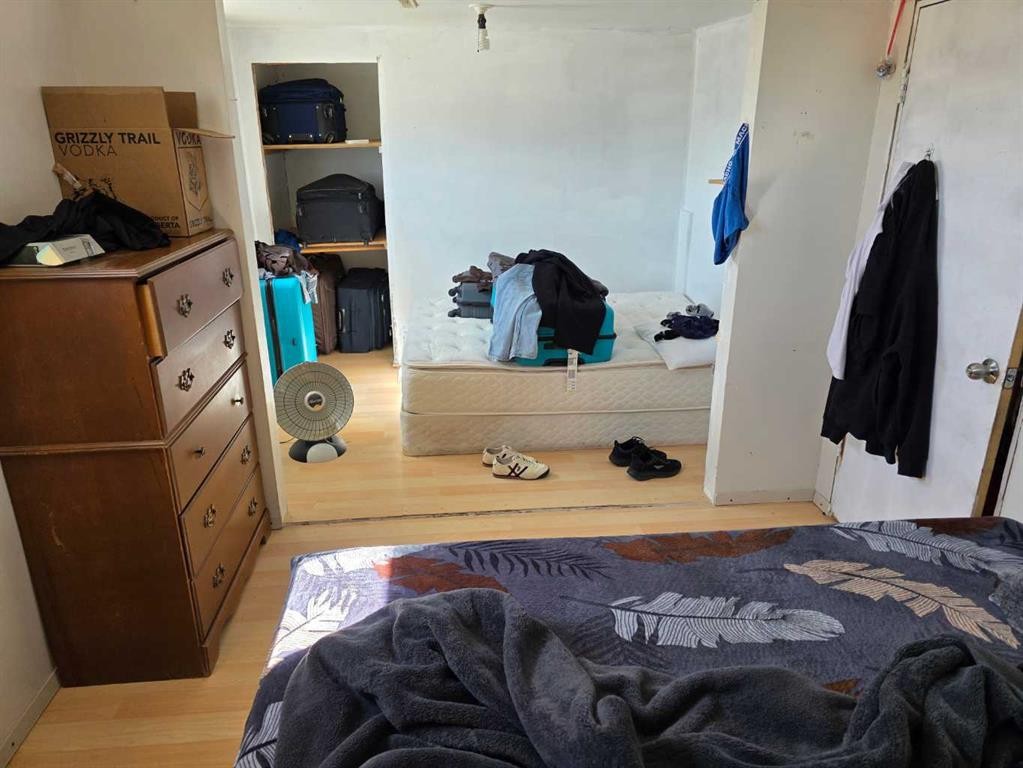 









104


Centre

Street,
Enchant,




AB
T0K 0V0

