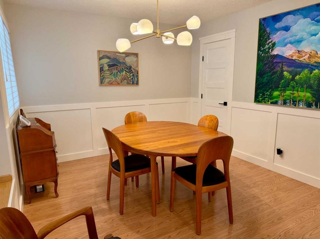 









13521


15

Avenue,
Blairmore,




AB
T0K 0E0

