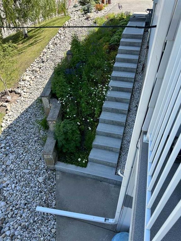 









13521


15

Avenue,
Blairmore,




AB
T0K 0E0

