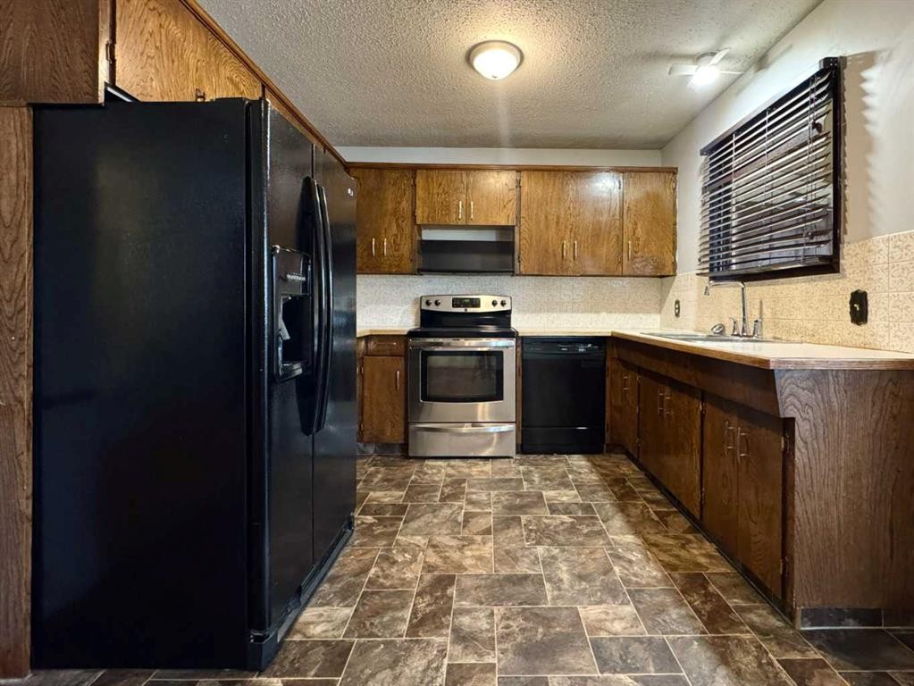 









1251


St Catherine

Road North,
Lethbridge,




AB
T1H 4E9


