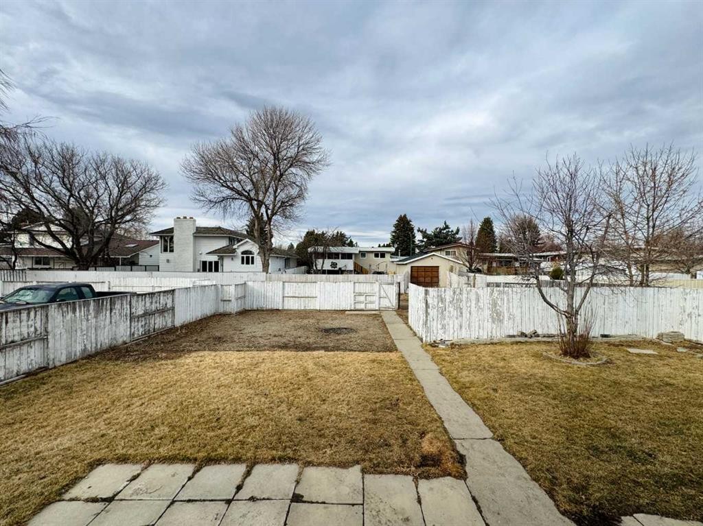 









1251


St Catherine

Road North,
Lethbridge,




AB
T1H 4E9

