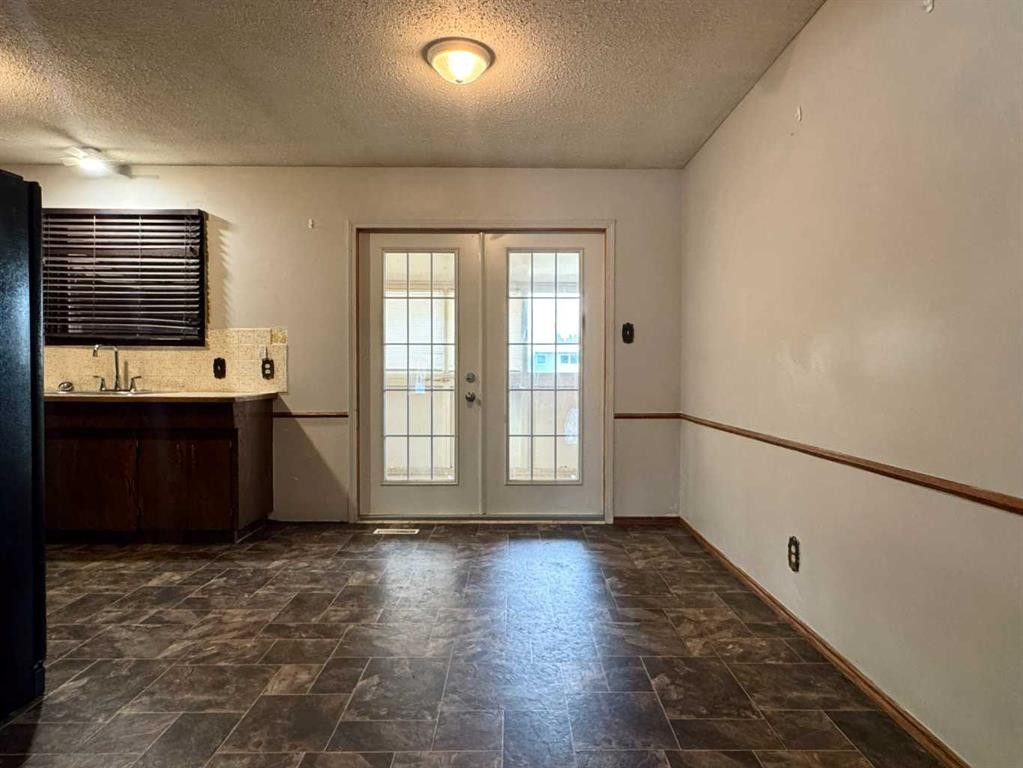 









1251


St Catherine

Road North,
Lethbridge,




AB
T1H 4E9

