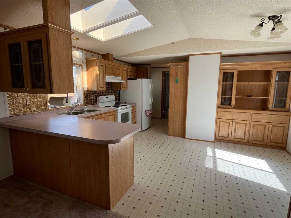 









230


4

Street,
Stirling,




AB
T0K 2E0

