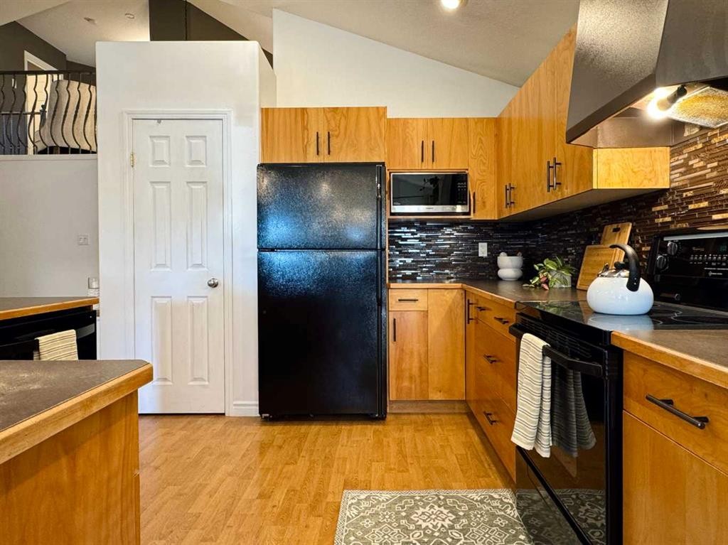 









2


Riverbrook

Close West,
Lethbridge,




AB
T1K 7P2

