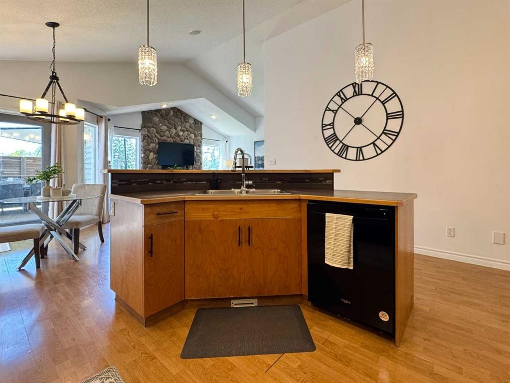 









2


Riverbrook

Close West,
Lethbridge,




AB
T1K 7P2

