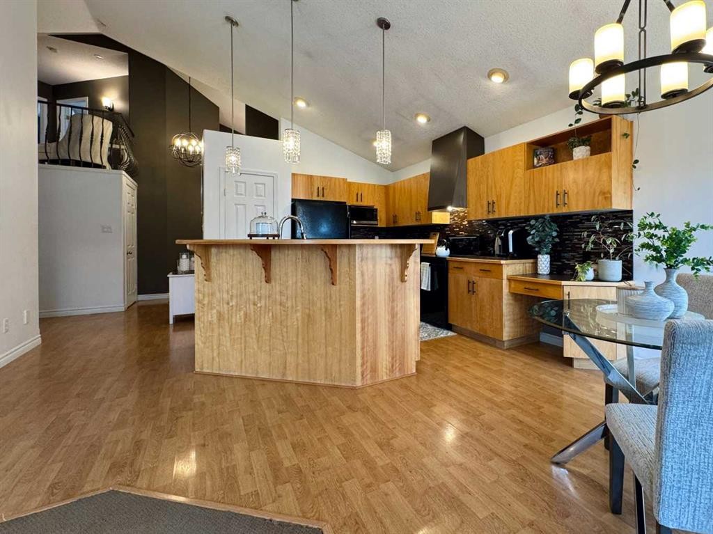 









2


Riverbrook

Close West,
Lethbridge,




AB
T1K 7P2

