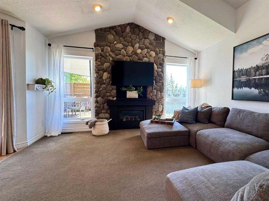 









2


Riverbrook

Close West,
Lethbridge,




AB
T1K 7P2

