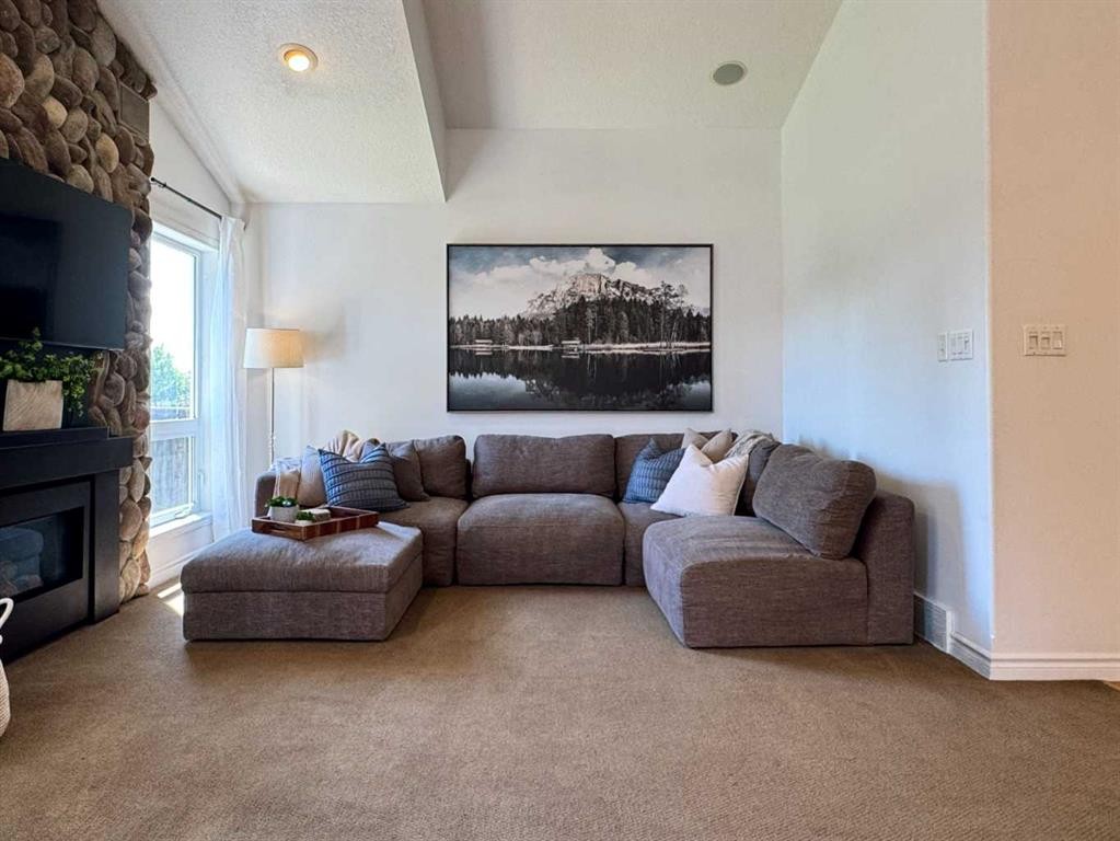 









2


Riverbrook

Close West,
Lethbridge,




AB
T1K 7P2

