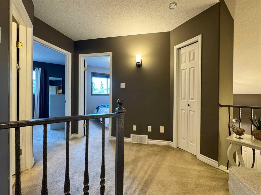 









2


Riverbrook

Close West,
Lethbridge,




AB
T1K 7P2

