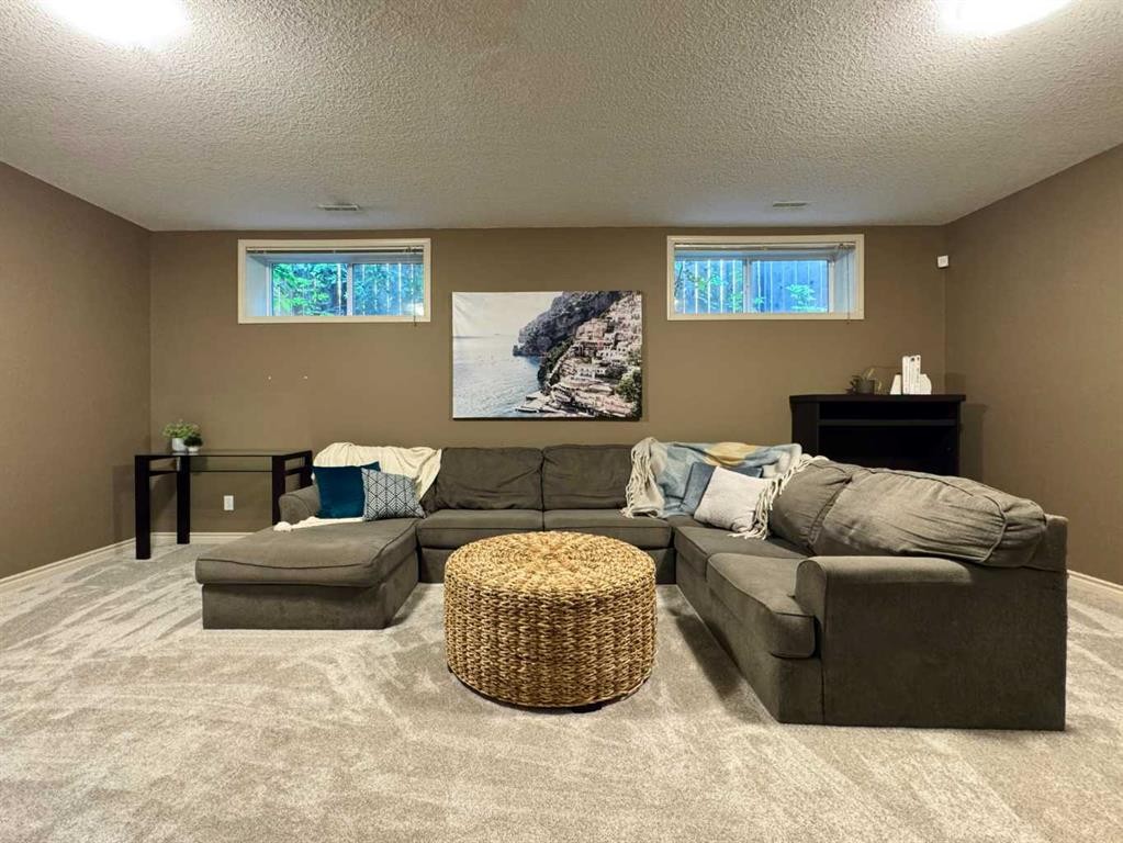 









2


Riverbrook

Close West,
Lethbridge,




AB
T1K 7P2

