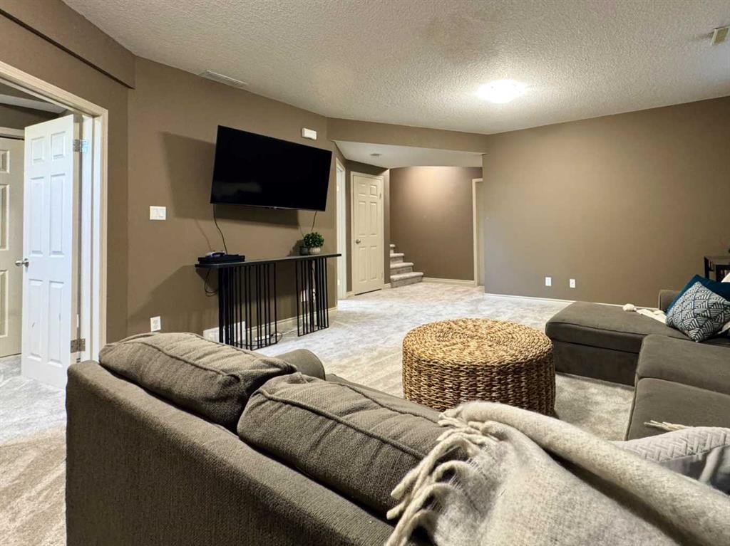 









2


Riverbrook

Close West,
Lethbridge,




AB
T1K 7P2


