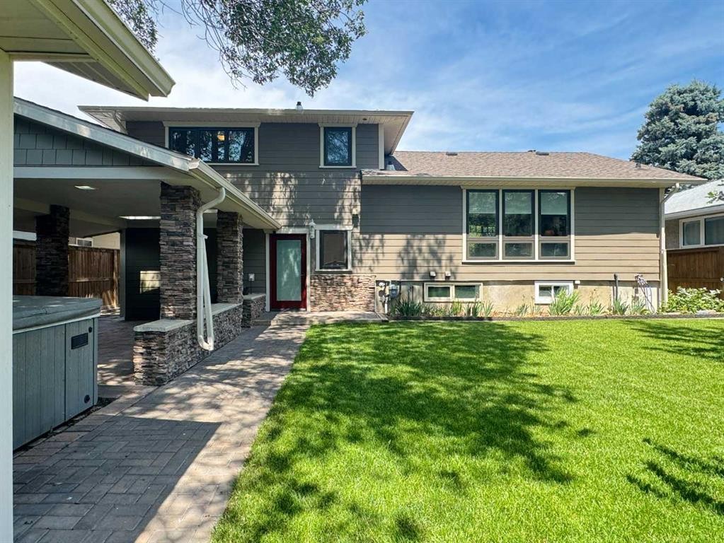 









2302


14

Avenue South,
Lethbridge,




AB
T1K 0V5

