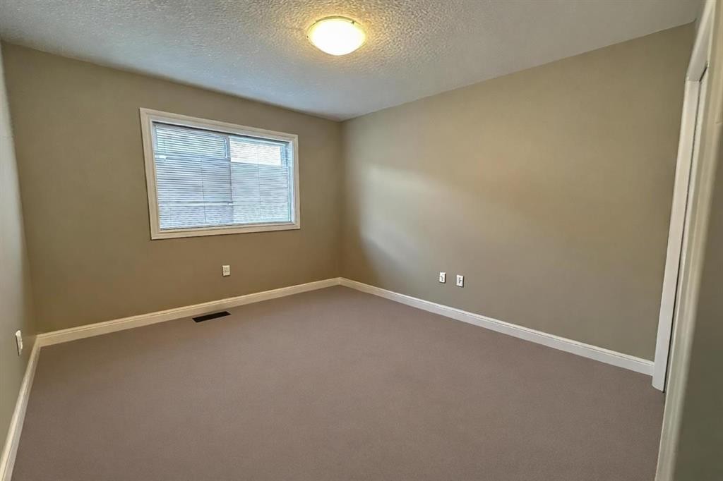 









8526


16

Avenue,
Coleman,




AB
T0K 0M0

