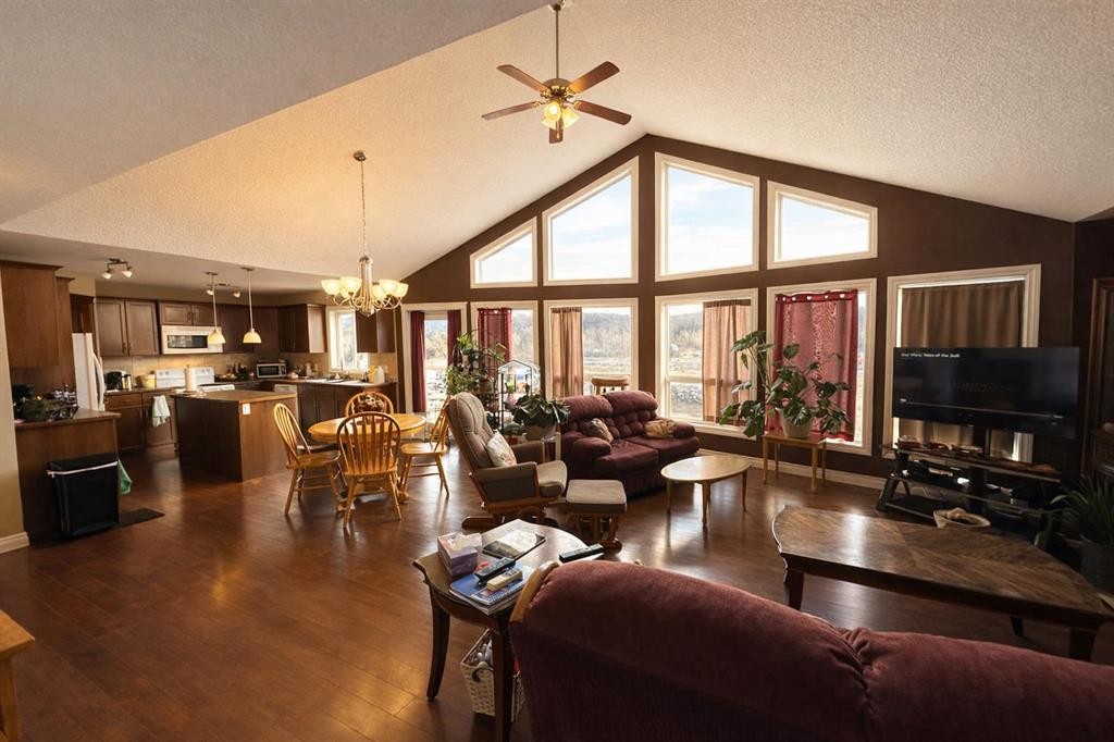 









8526


16

Avenue,
Coleman,




AB
T0K 0M0

