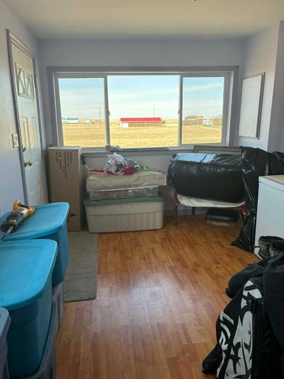 









405


1

Avenue,
Coutts,




AB
T0K 0N0

