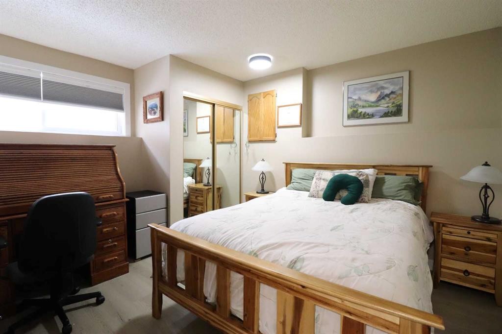 









4209


22

Avenue South,
Lethbridge,




AB
T1K 4Y3

