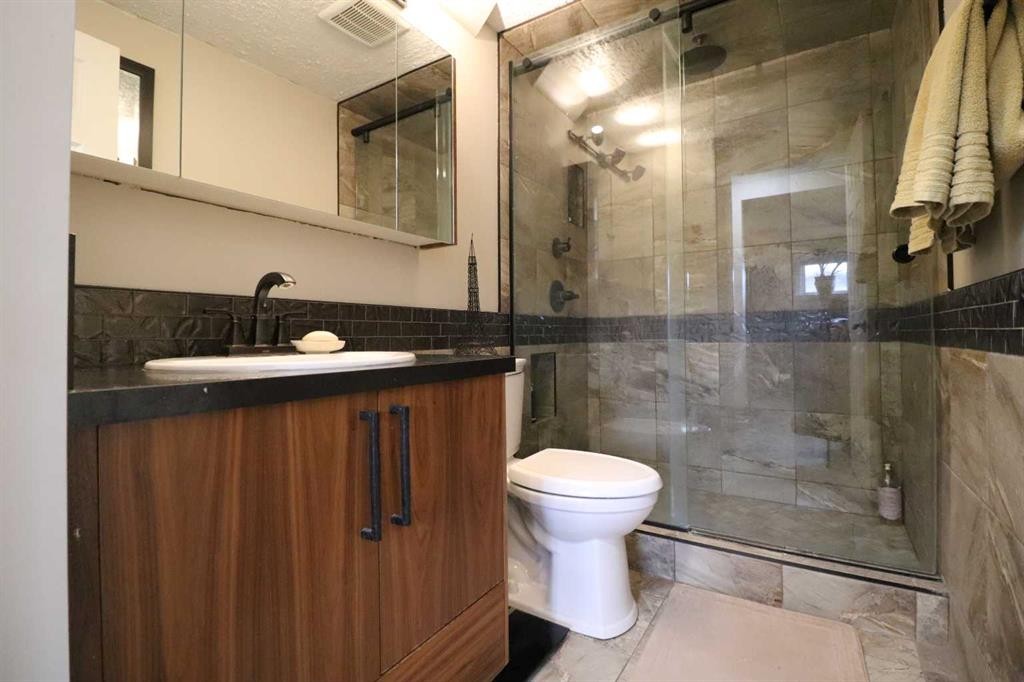









4209


22

Avenue South,
Lethbridge,




AB
T1K 4Y3

