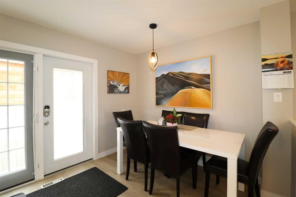









4209


22

Avenue South,
Lethbridge,




AB
T1K 4Y3

