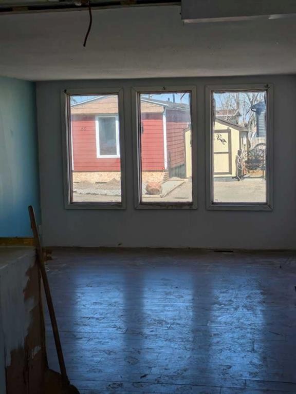 









5301


2

Street, 56,
Coalhurst,




AB
T0K 1V0

