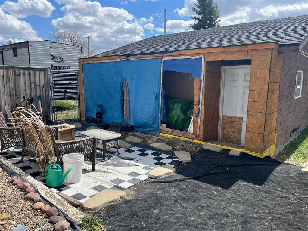 









505


4

Street,
Stirling,




AB
T0K 2E0

