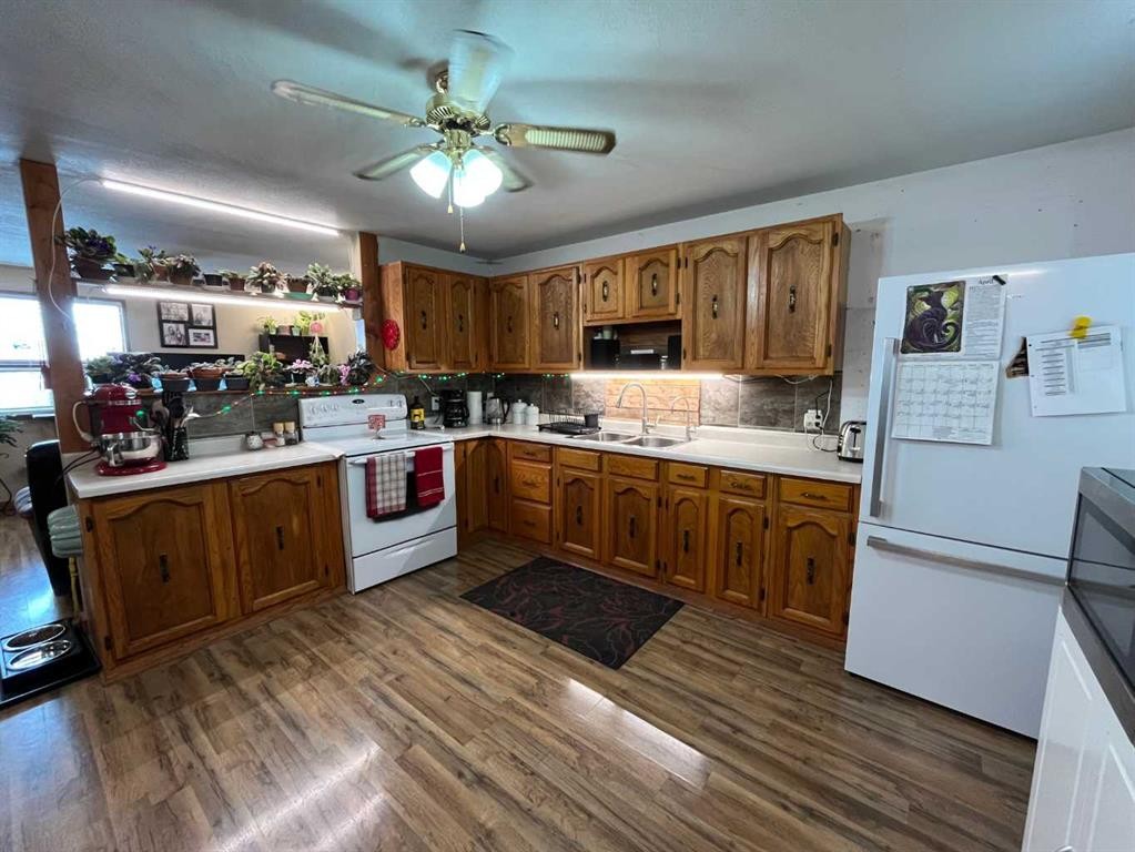 









505


4

Street,
Stirling,




AB
T0K 2E0

