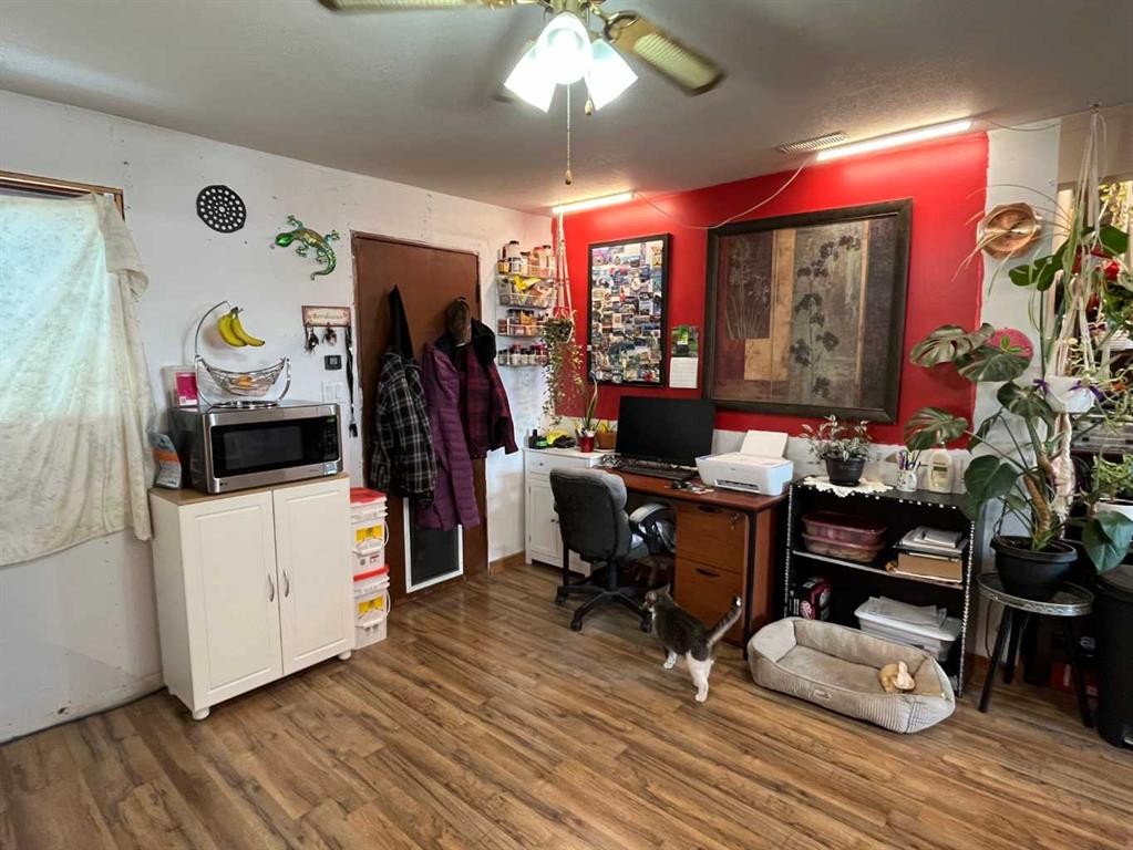 









505


4

Street,
Stirling,




AB
T0K 2E0

