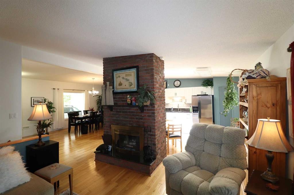 









1723


Lakemount

Boulevard South,
Lethbridge,




AB
T1K 3K5

