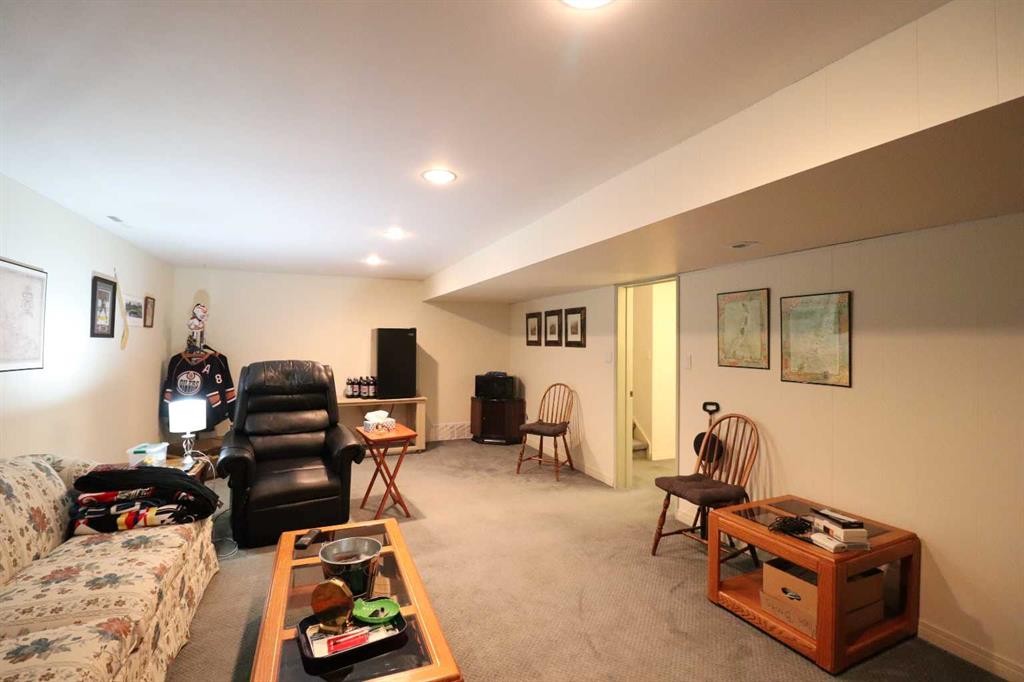 









1723


Lakemount

Boulevard South,
Lethbridge,




AB
T1K 3K5

