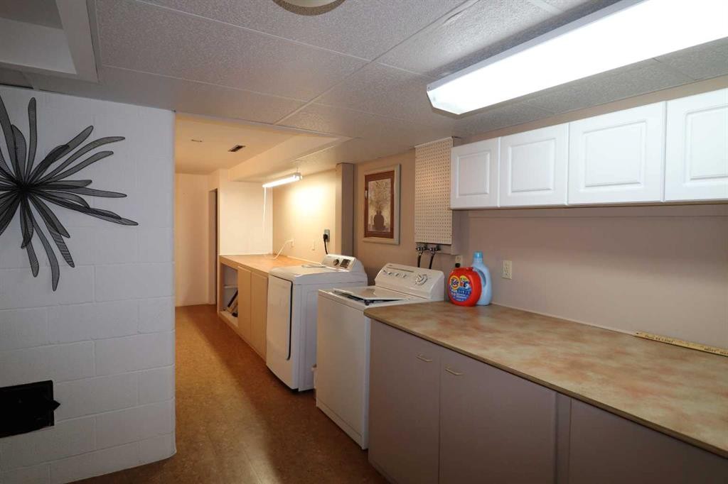 









1723


Lakemount

Boulevard South,
Lethbridge,




AB
T1K 3K5

