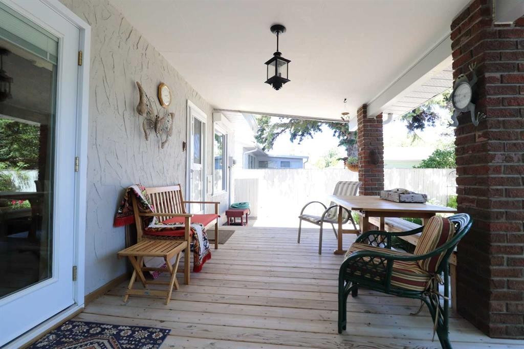 









1723


Lakemount

Boulevard South,
Lethbridge,




AB
T1K 3K5

