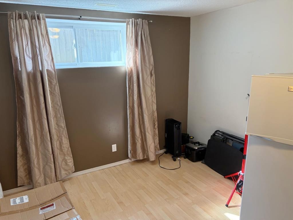 









43


Riverwood

Manor West,
Lethbridge,




AB
T1k 7X3

