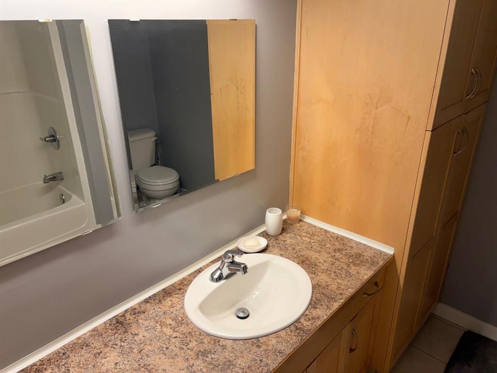 









43


Riverwood

Manor West,
Lethbridge,




AB
T1k 7X3

