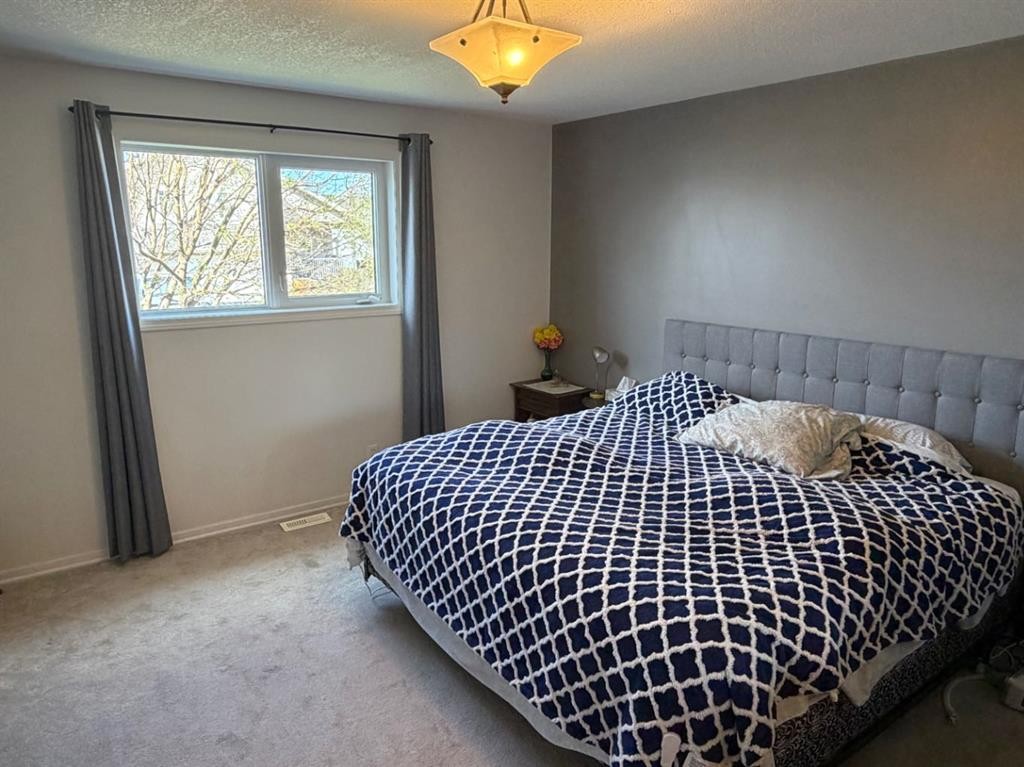 









43


Riverwood

Manor West,
Lethbridge,




AB
T1k 7X3

