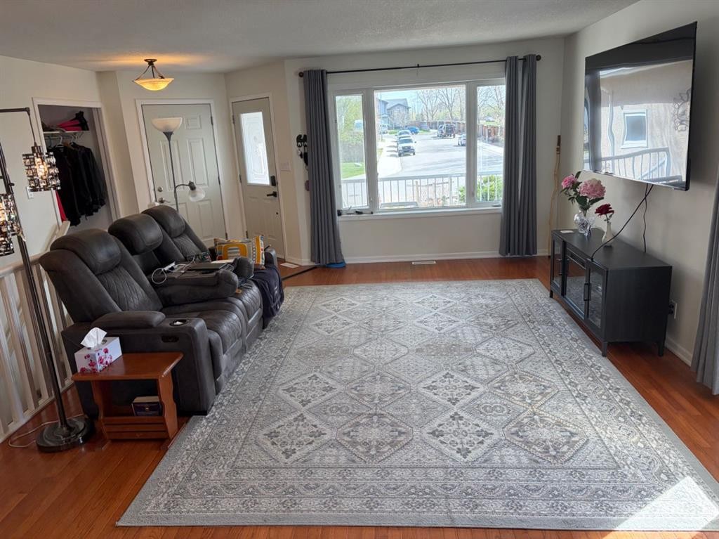 









43


Riverwood

Manor West,
Lethbridge,




AB
T1k 7X3


