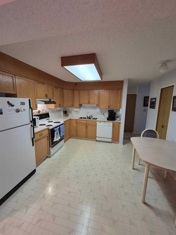 









20


3

Street South, 418,
Lethbridge,




AB
T1J 4P1

