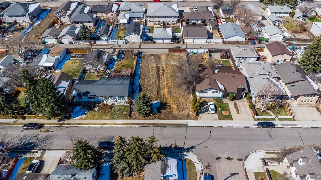 









1008


9 Street North

,
Lethbridge,







AB
T1H 1Z8

