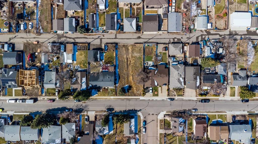 









1008


9 Street North

,
Lethbridge,







AB
T1H 1Z8

