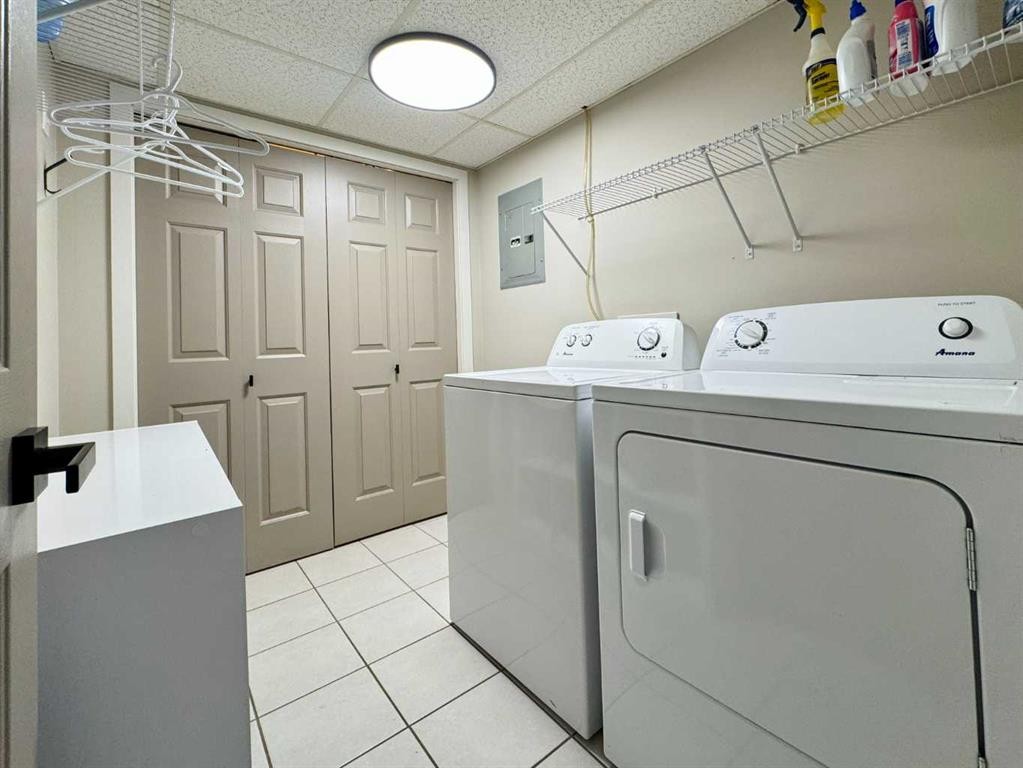 









398


Canyon

Boulevard West, 1,
Lethbridge,




AB
T1K 6V2

