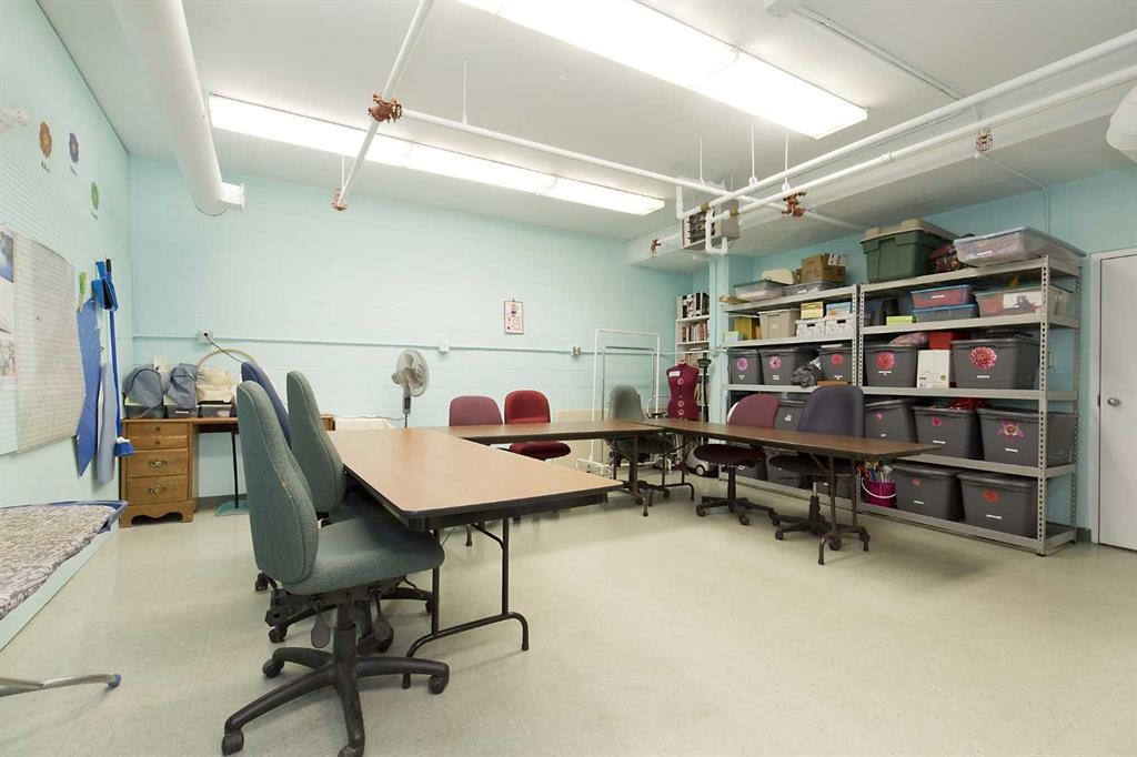 









2020


32

Street South, 416,
Lethbridge,




AB
T1K 7T9

