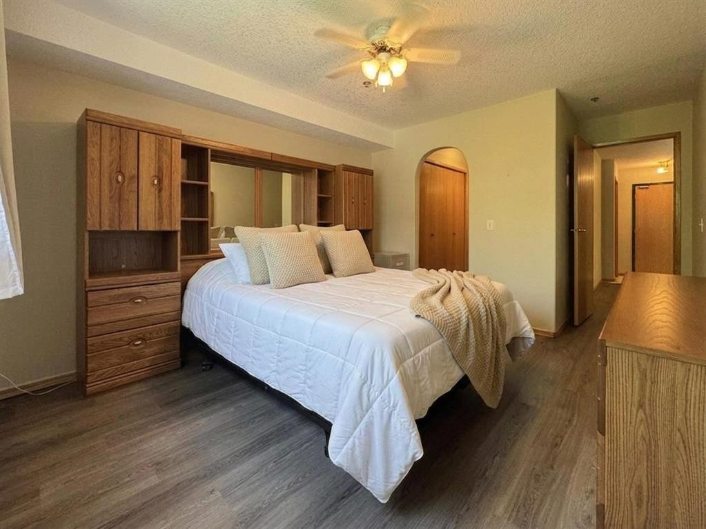 









75


1

Avenue South, 208,
Lethbridge,




AB
T1J 4R2

