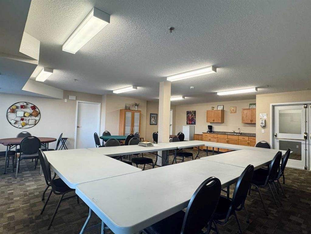 









75


1

Avenue South, 208,
Lethbridge,




AB
T1J 4R2

